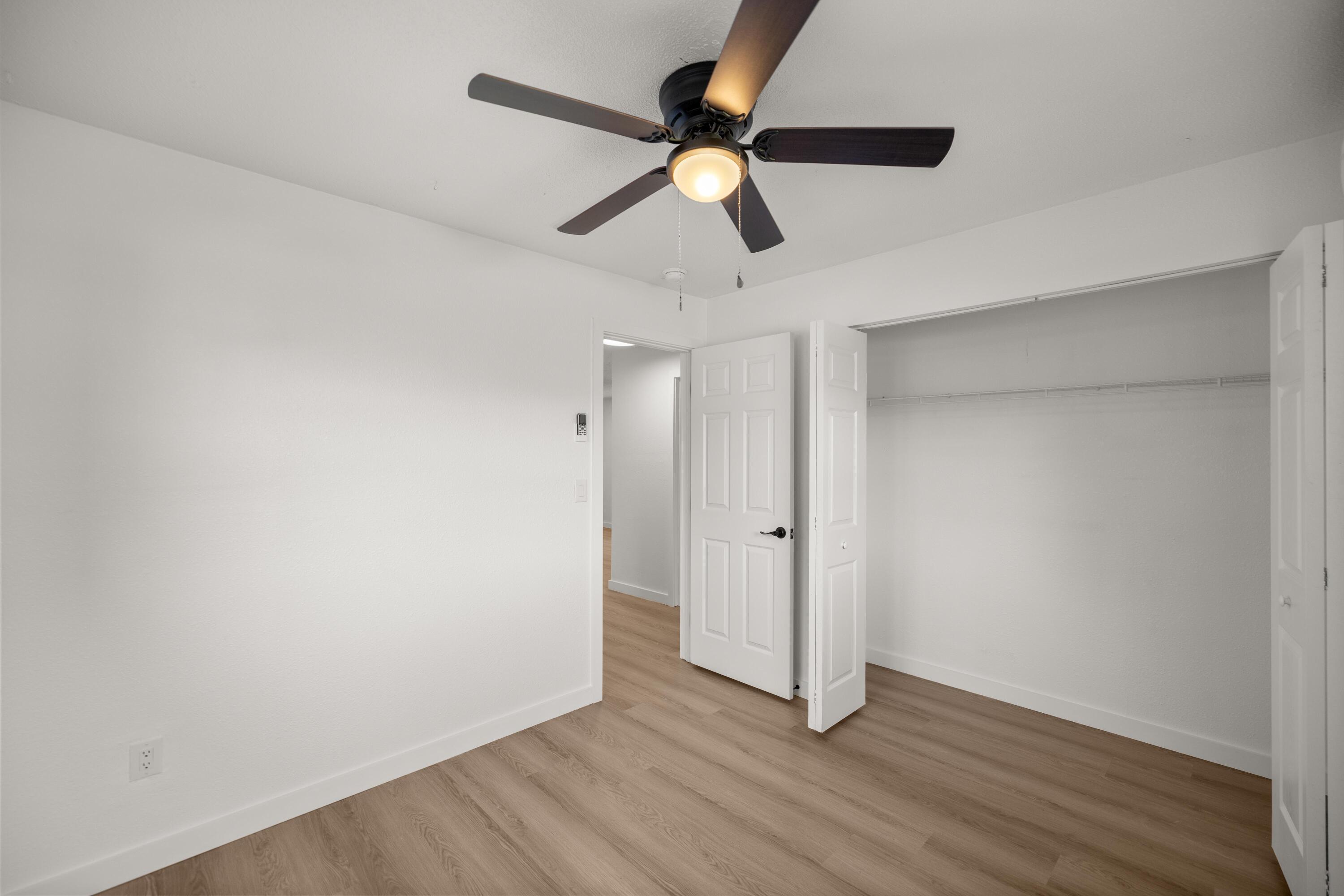 405 NE 26th Court