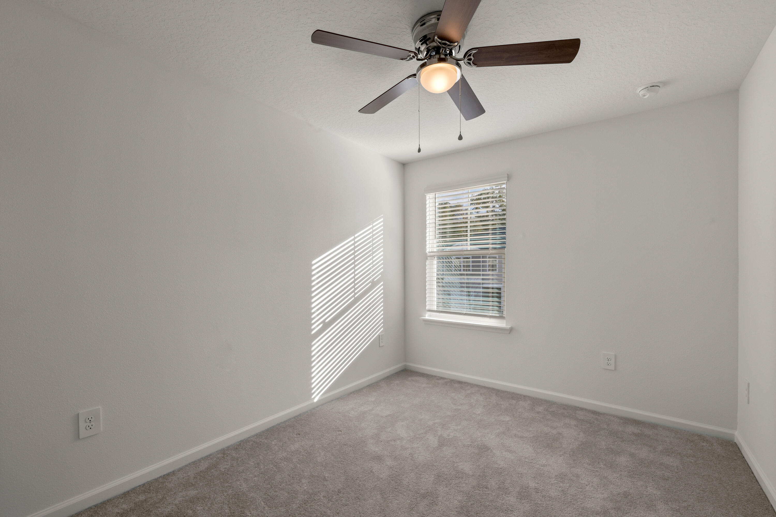 3529 SE 37th Court