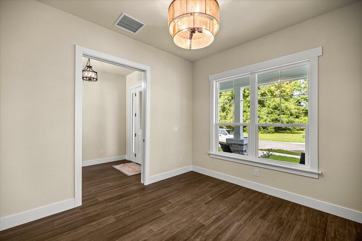 2703 SE 48th Ave Avenue
