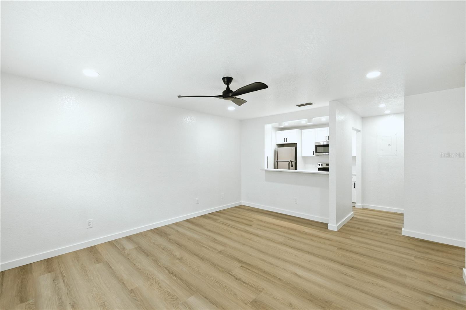 840 NE 3rd Street 200
