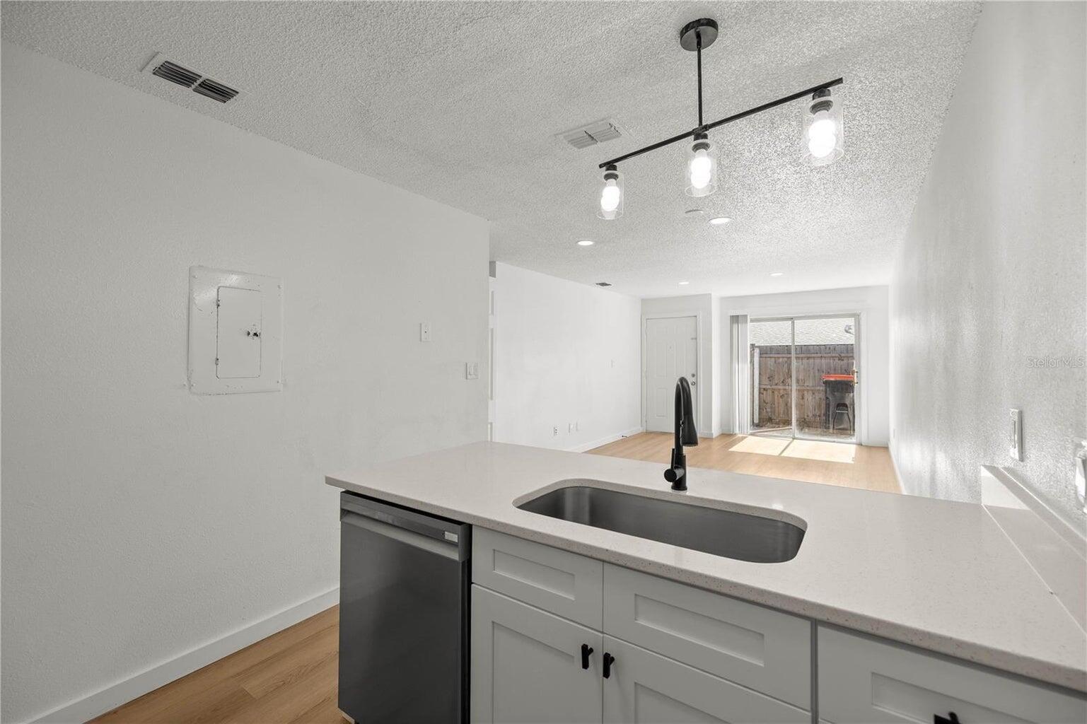 5425 SE 30th Place B