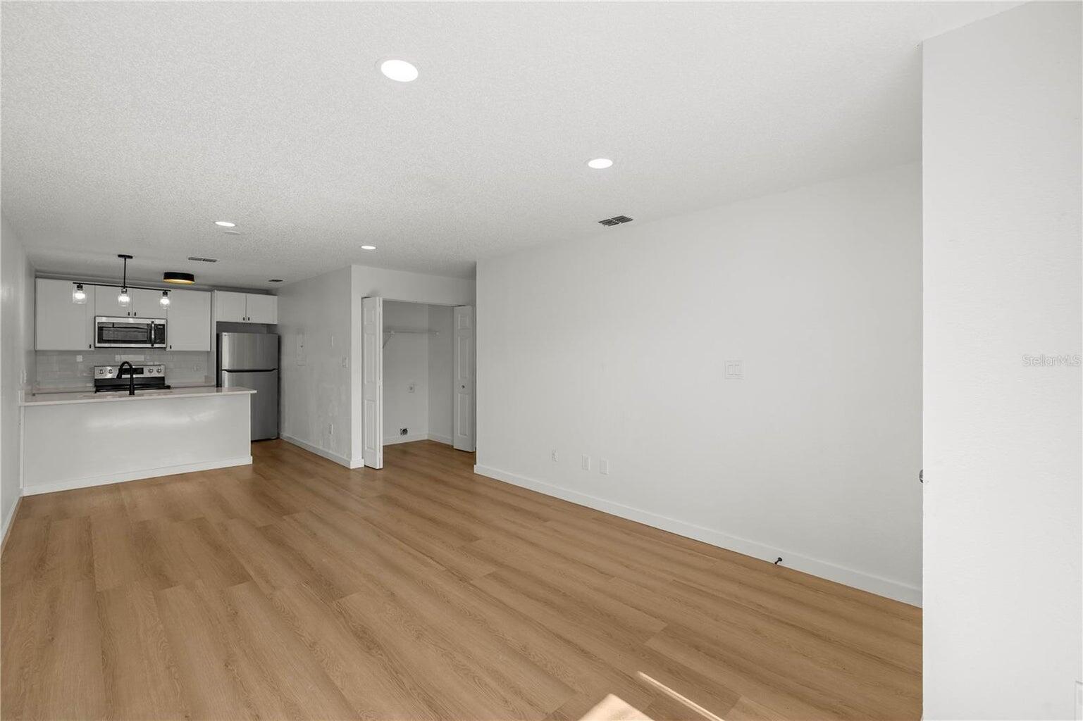 5425 SE 30th Place B