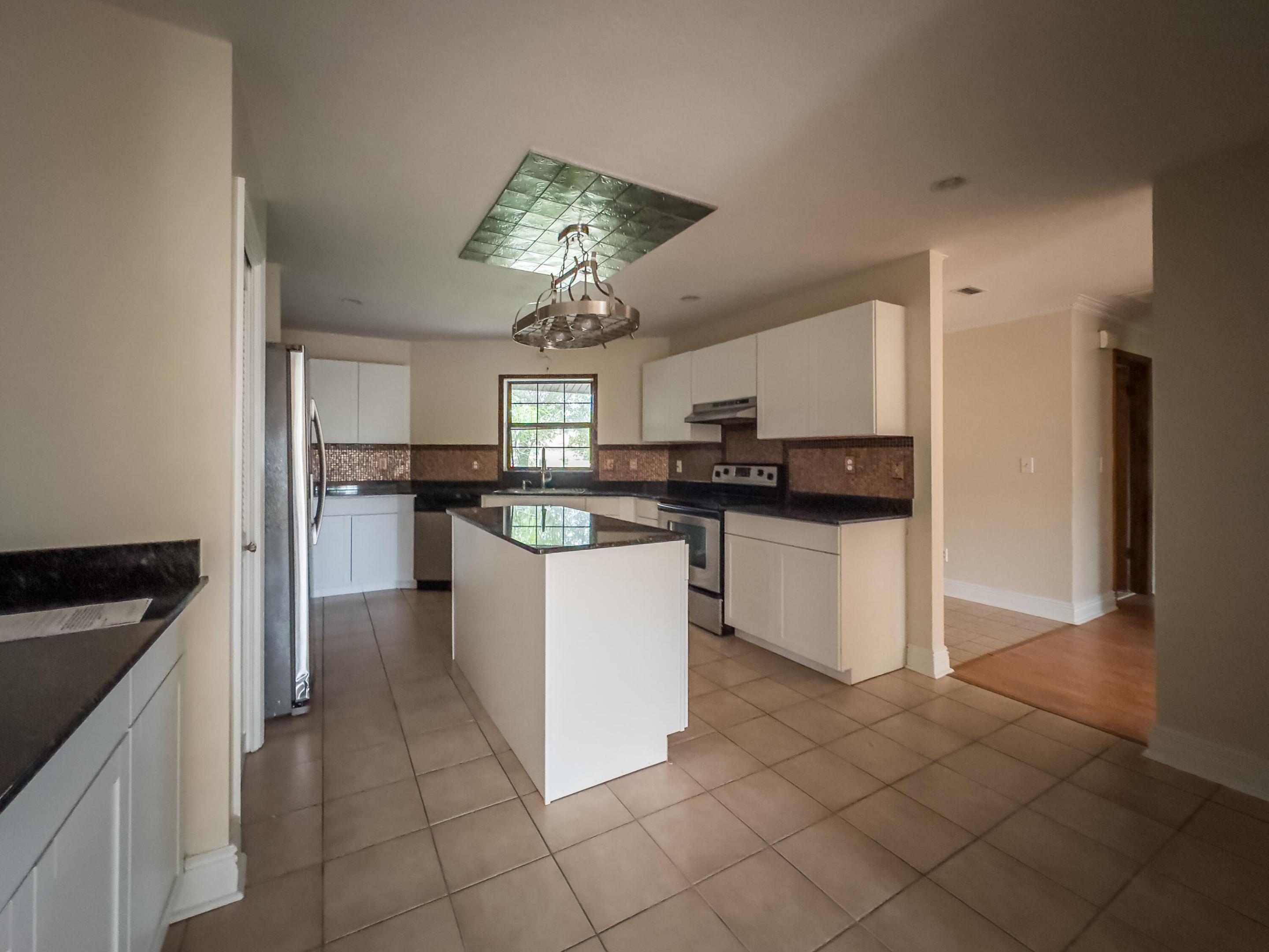 8072 SW 54th Court