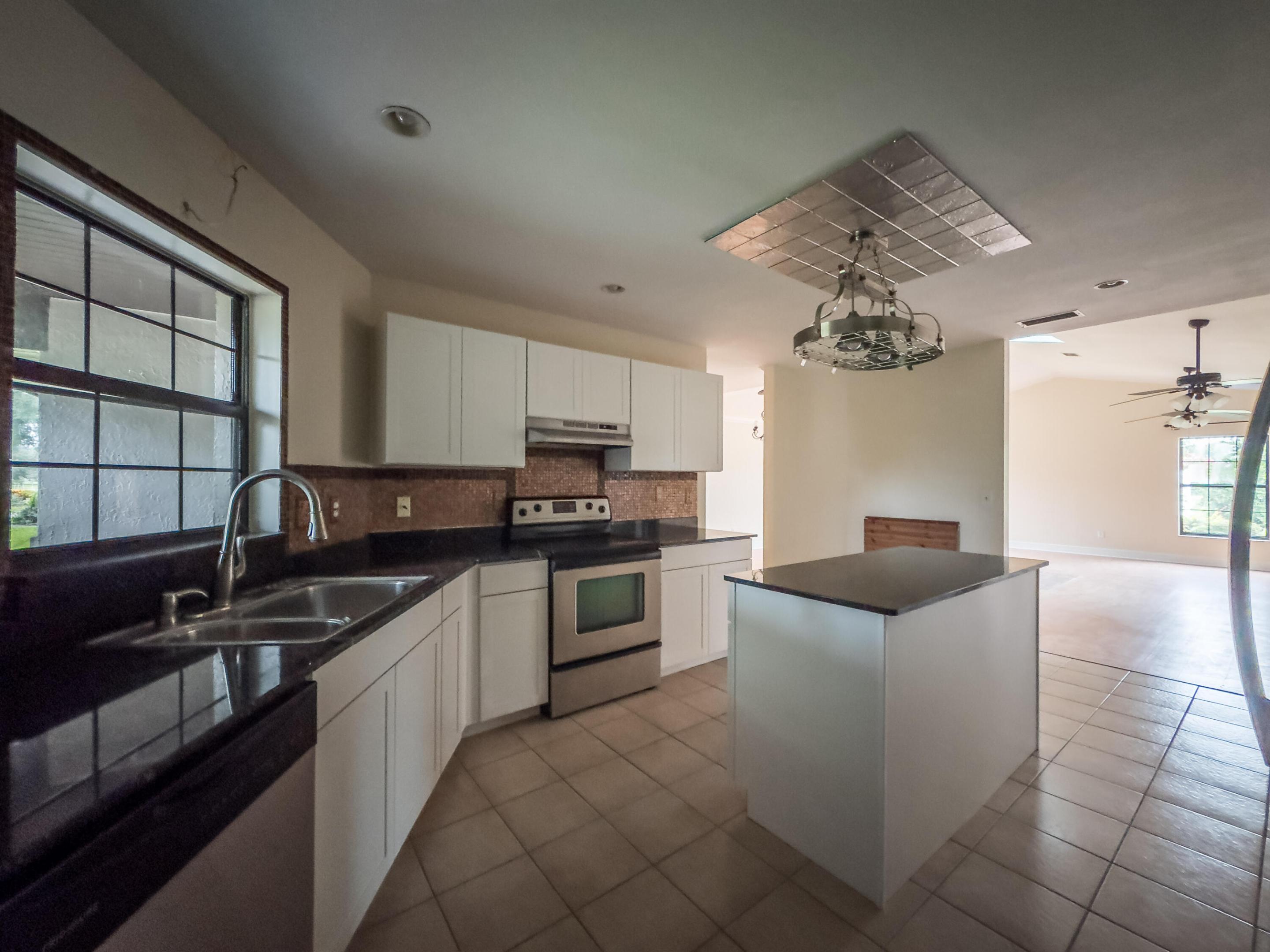 8072 SW 54th Court