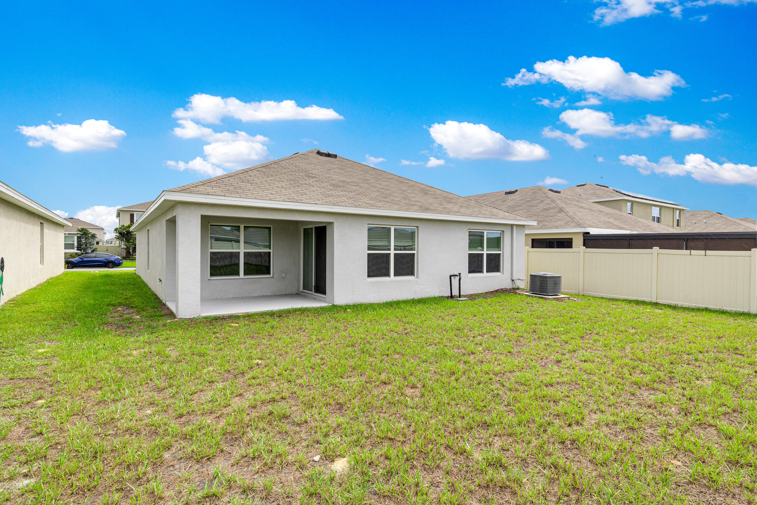 8904 SW 50th Terrace