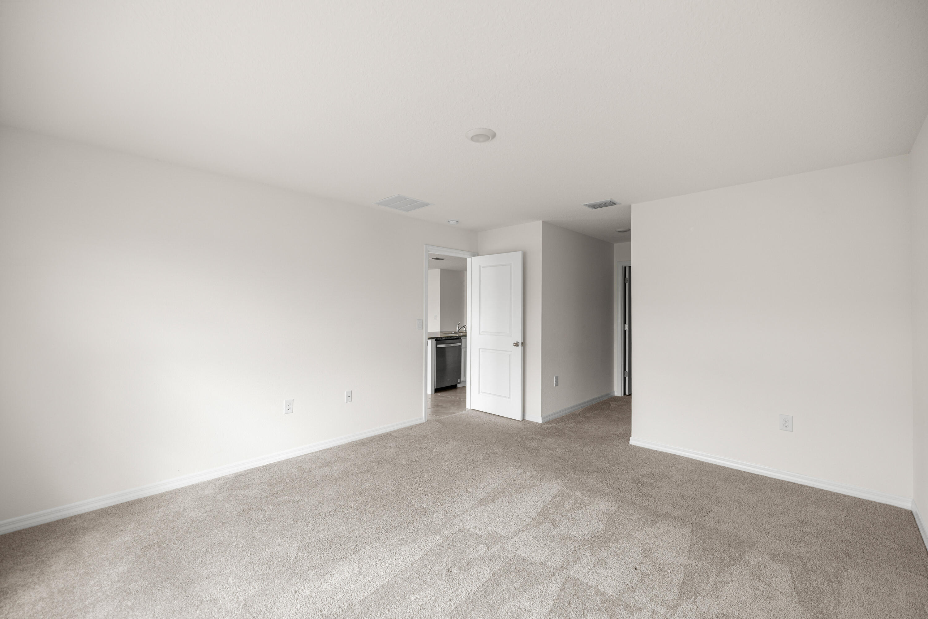 8904 SW 50th Terrace