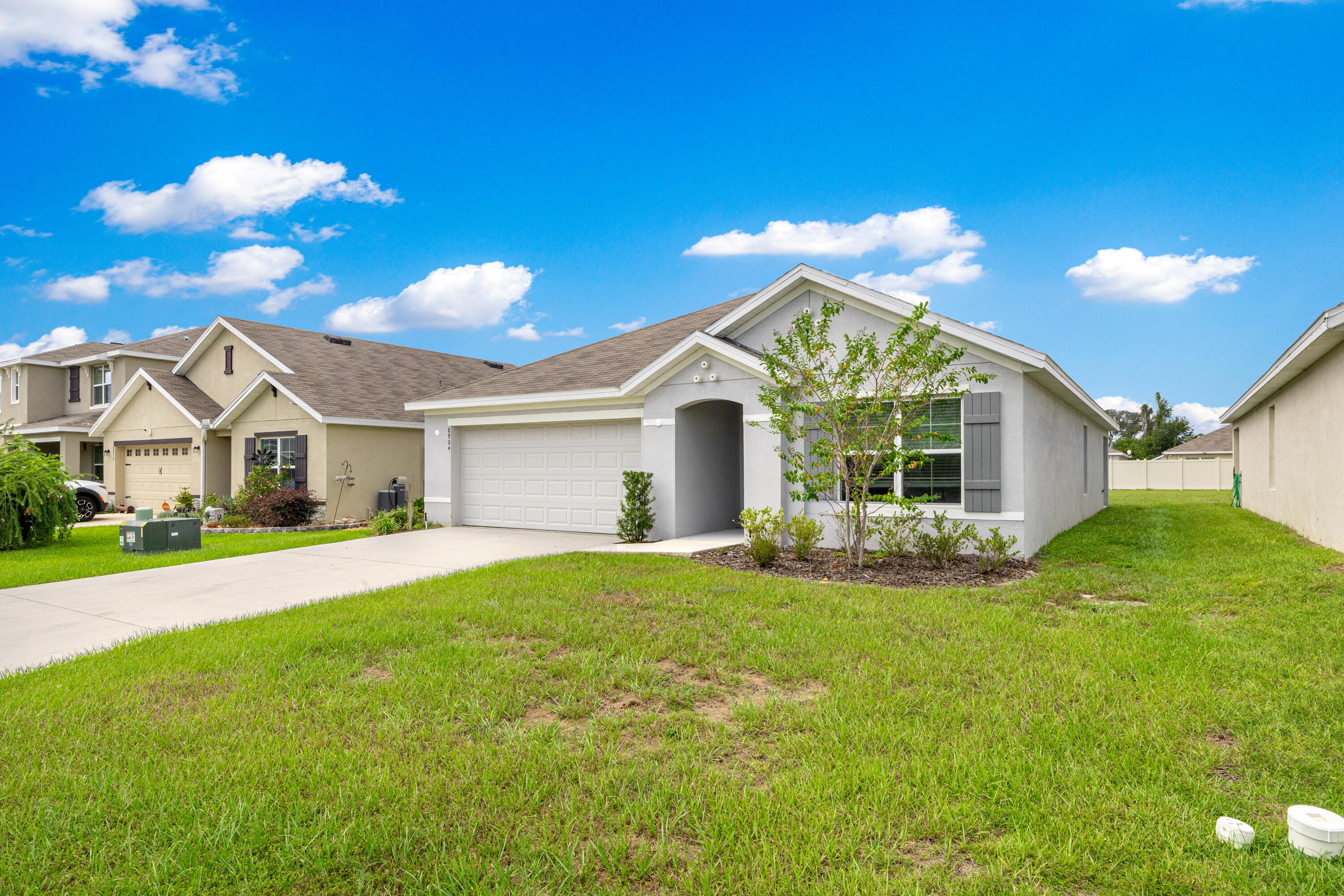 8904 SW 50th Terrace