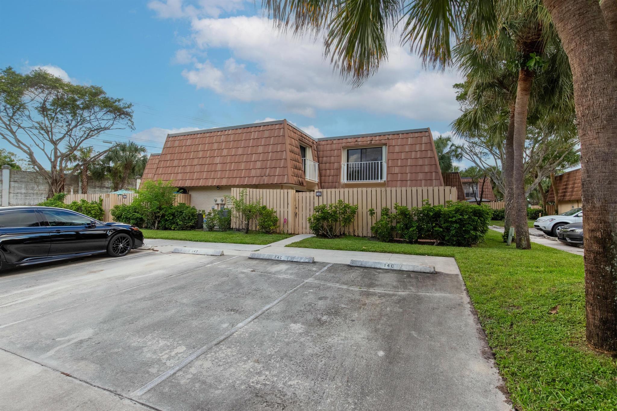 855 Blue Ridge Circle 855