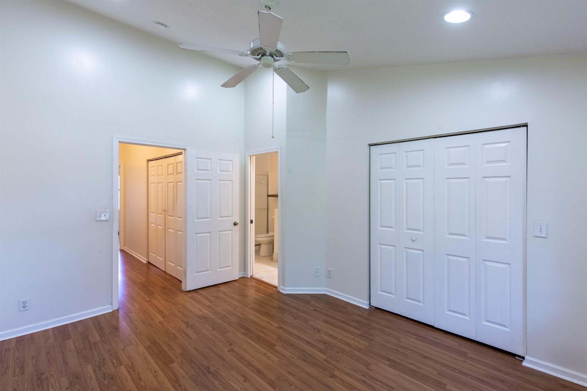 6916 Crooked Fence Drive