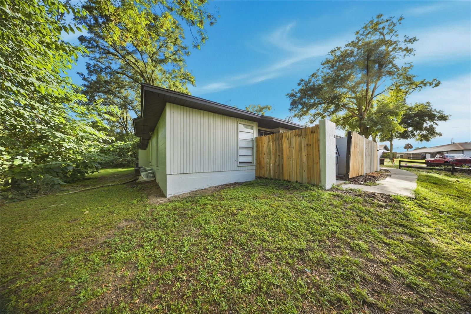 5305 SE 28th Lane All Units