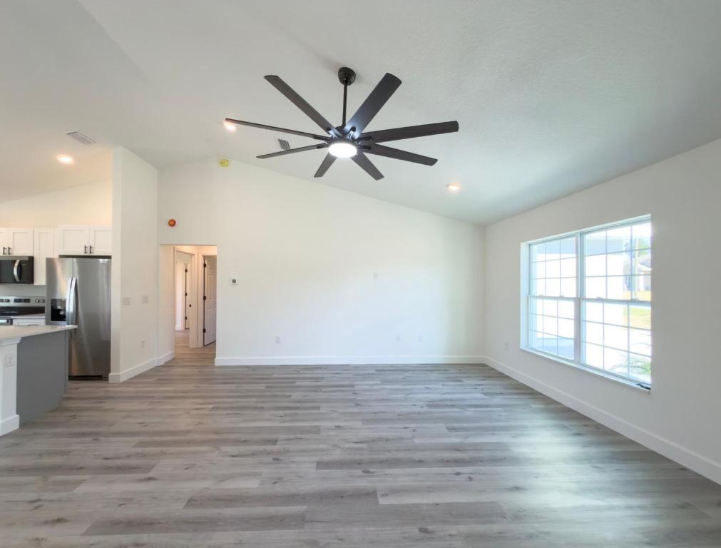 24 Locust Loop Drive