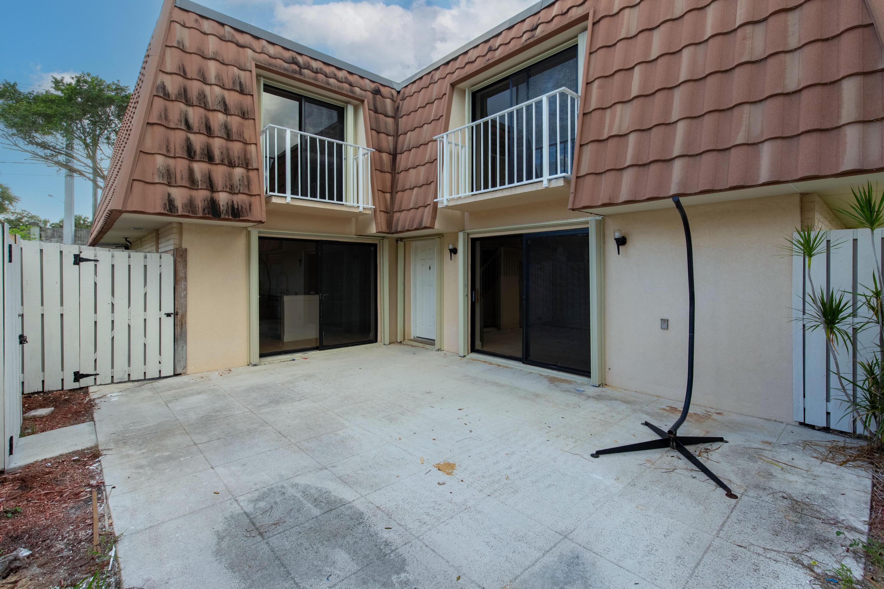 855 Blue Ridge Circle