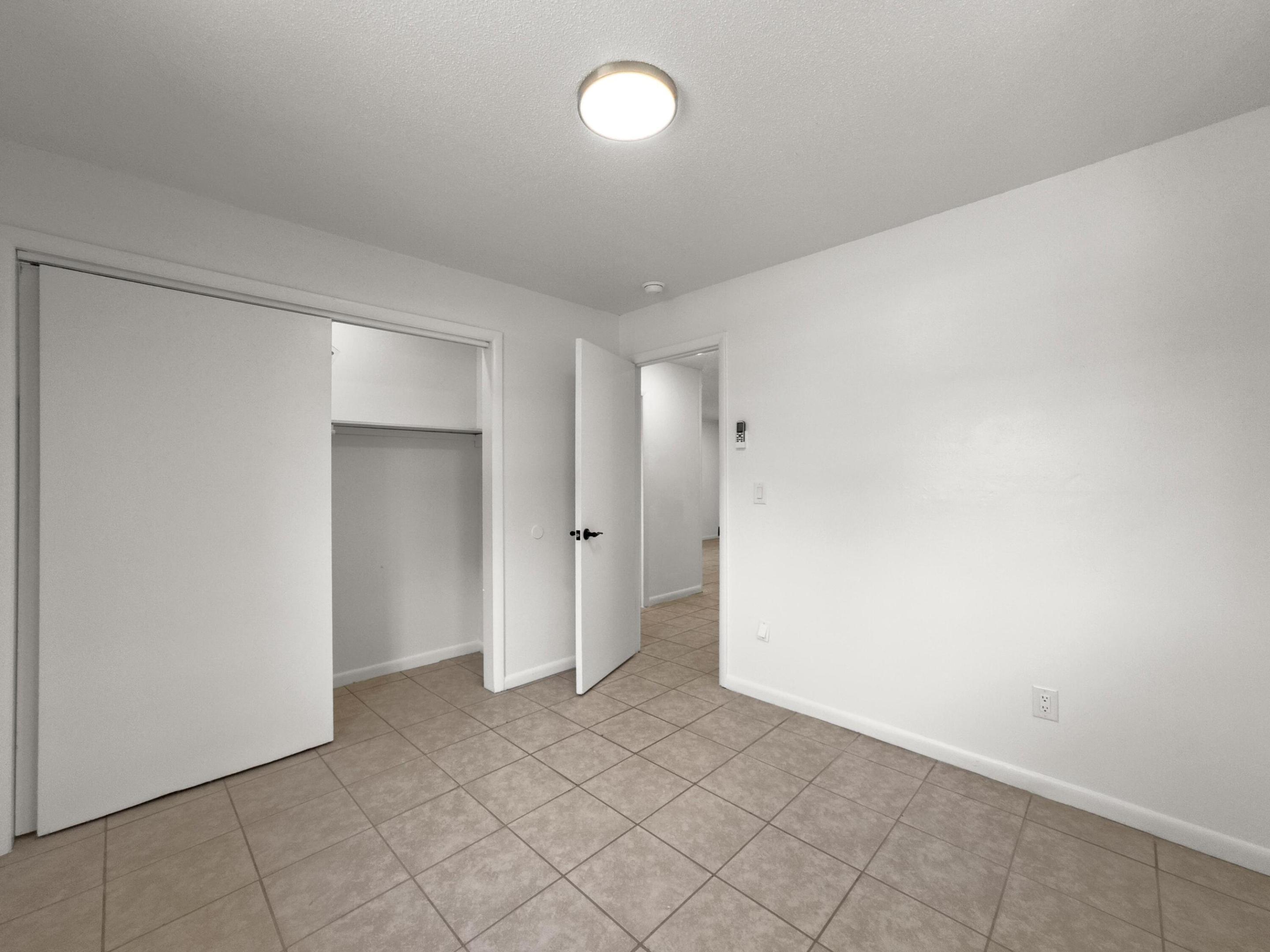 403 NE 26th Court
