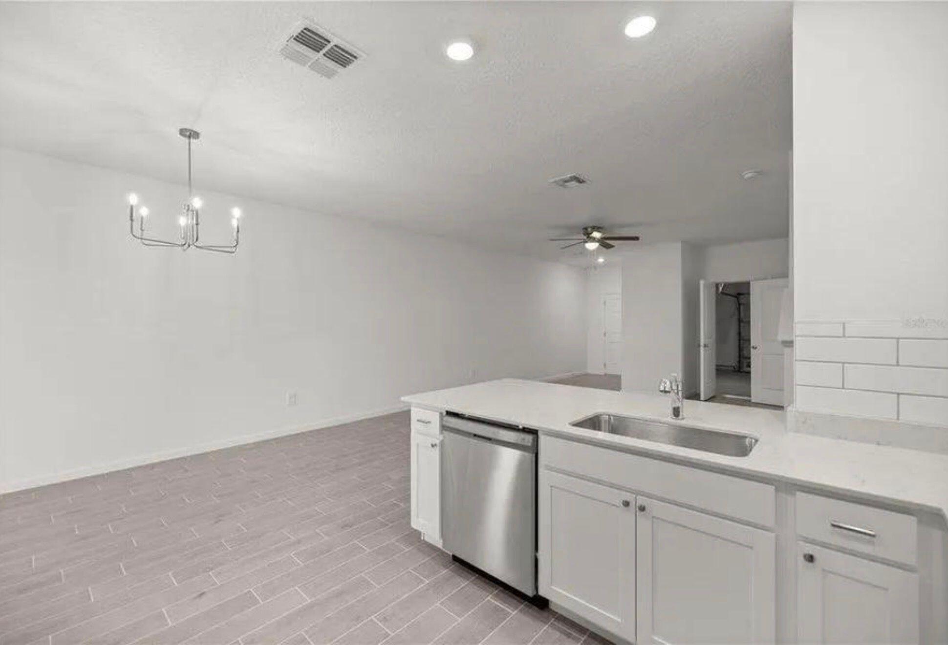 3601 SE 37th Court