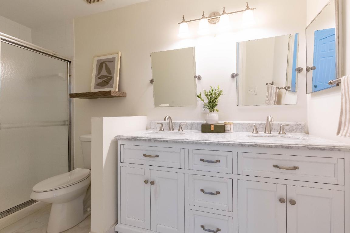 6916 Crooked Fence Drive