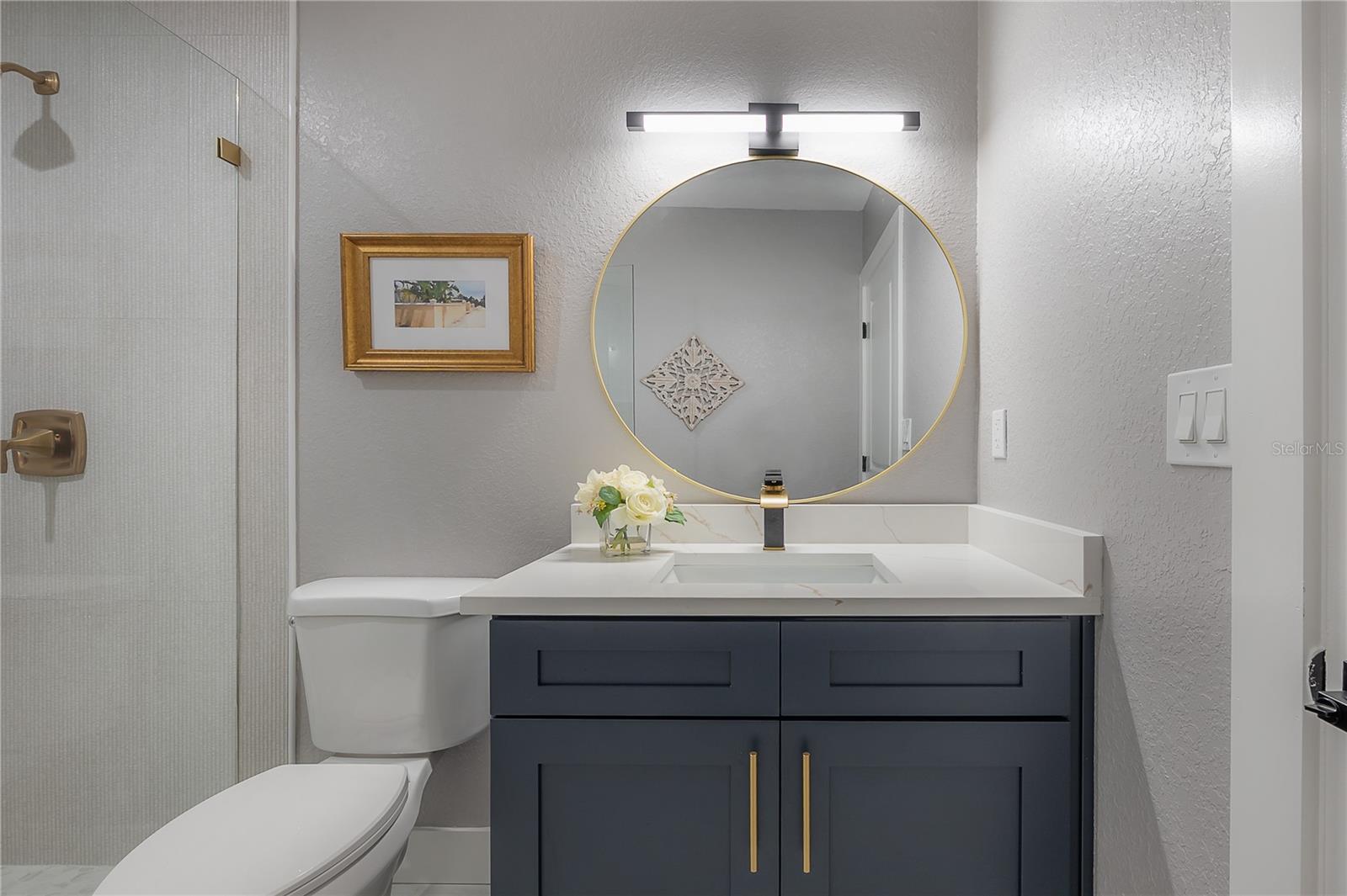 6505 N WELLINGTON AVE