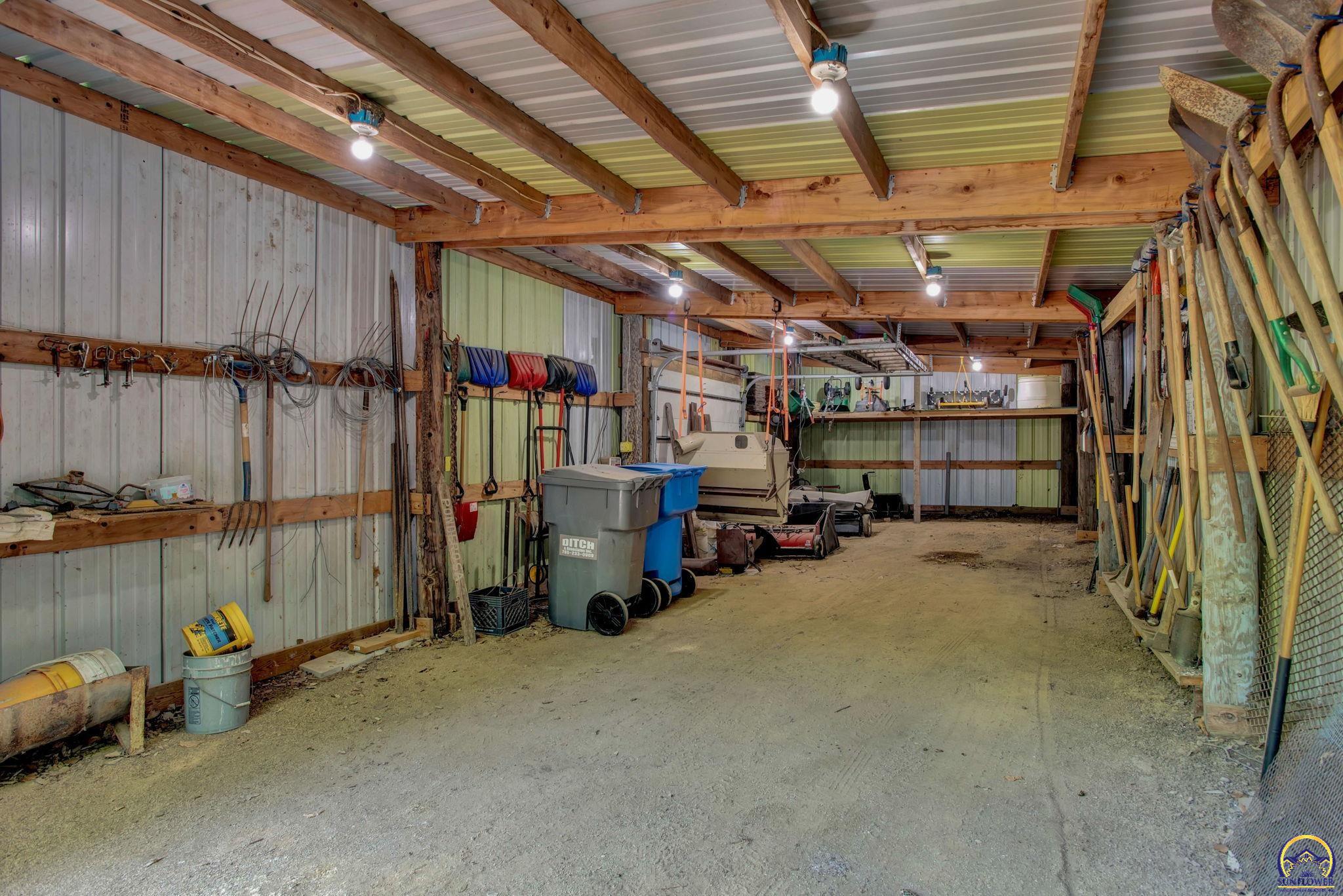 4737 NE Indian Creek RD