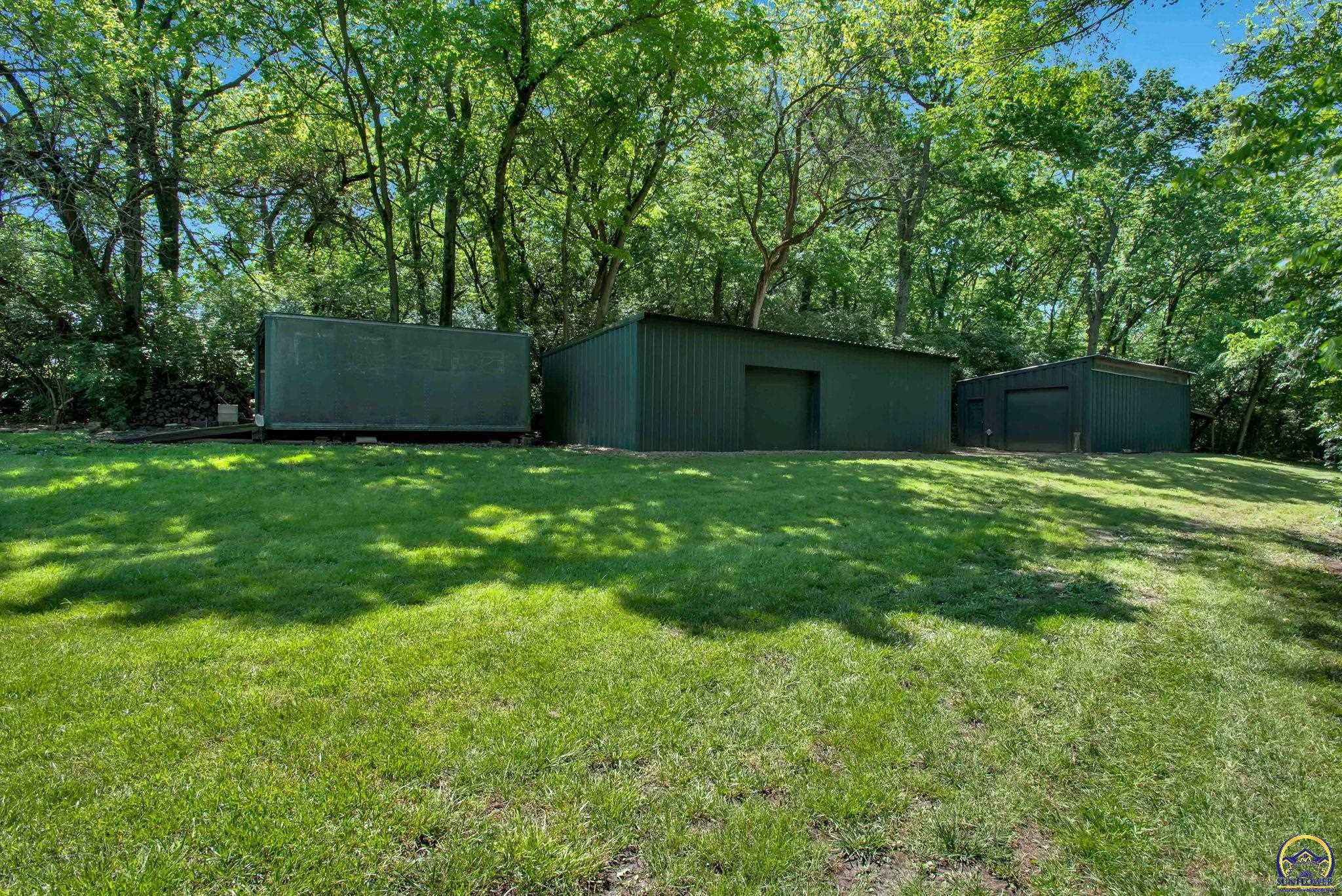 4737 NE Indian Creek RD