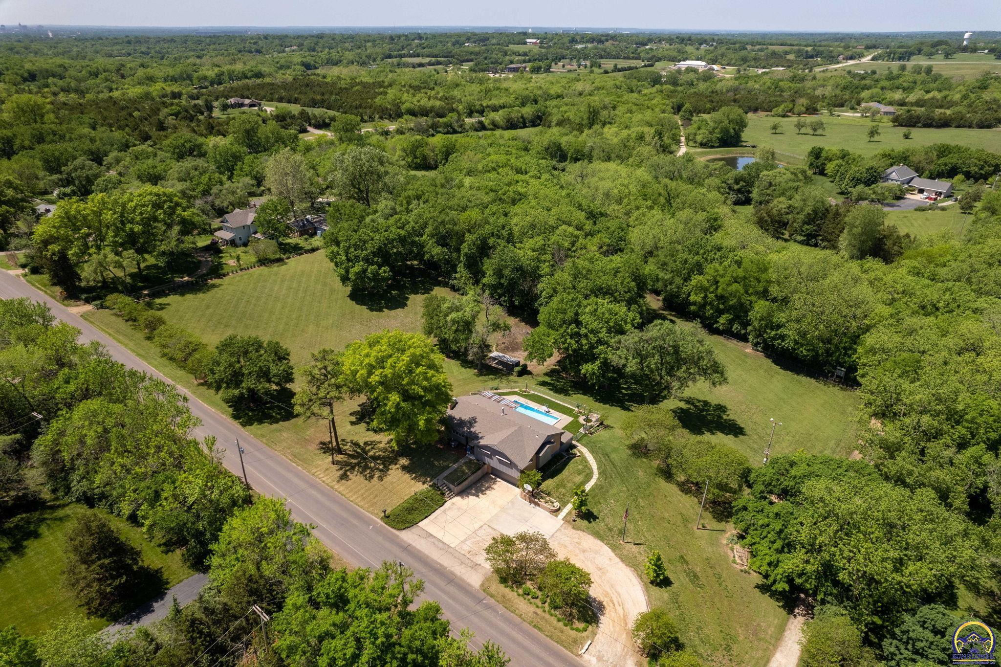 4737 NE Indian Creek RD