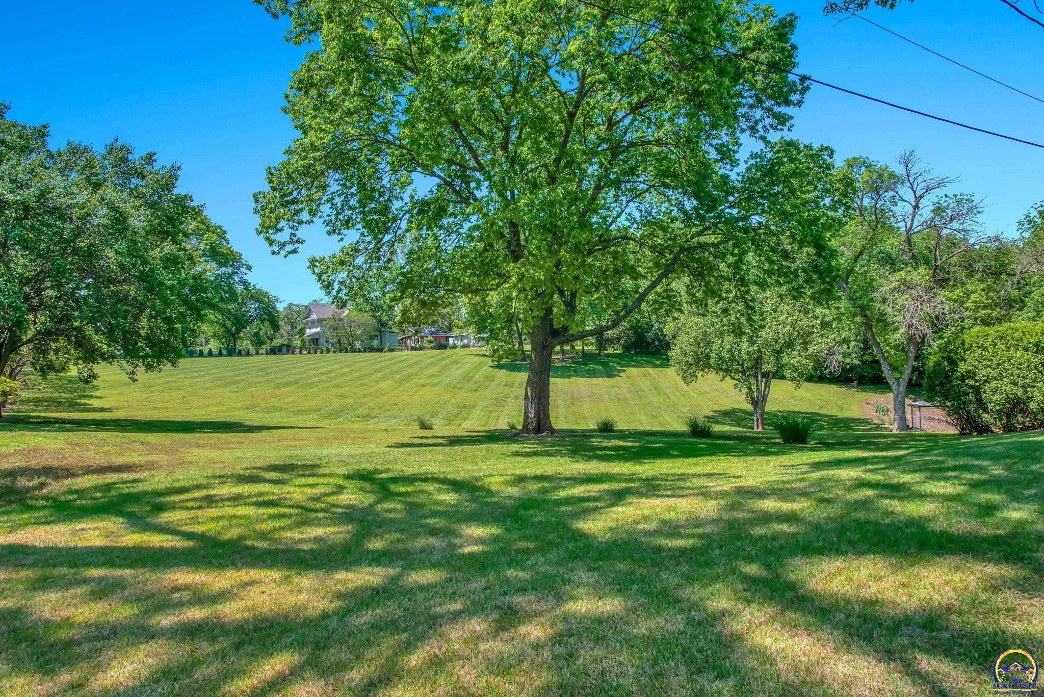 4737 NE Indian Creek RD