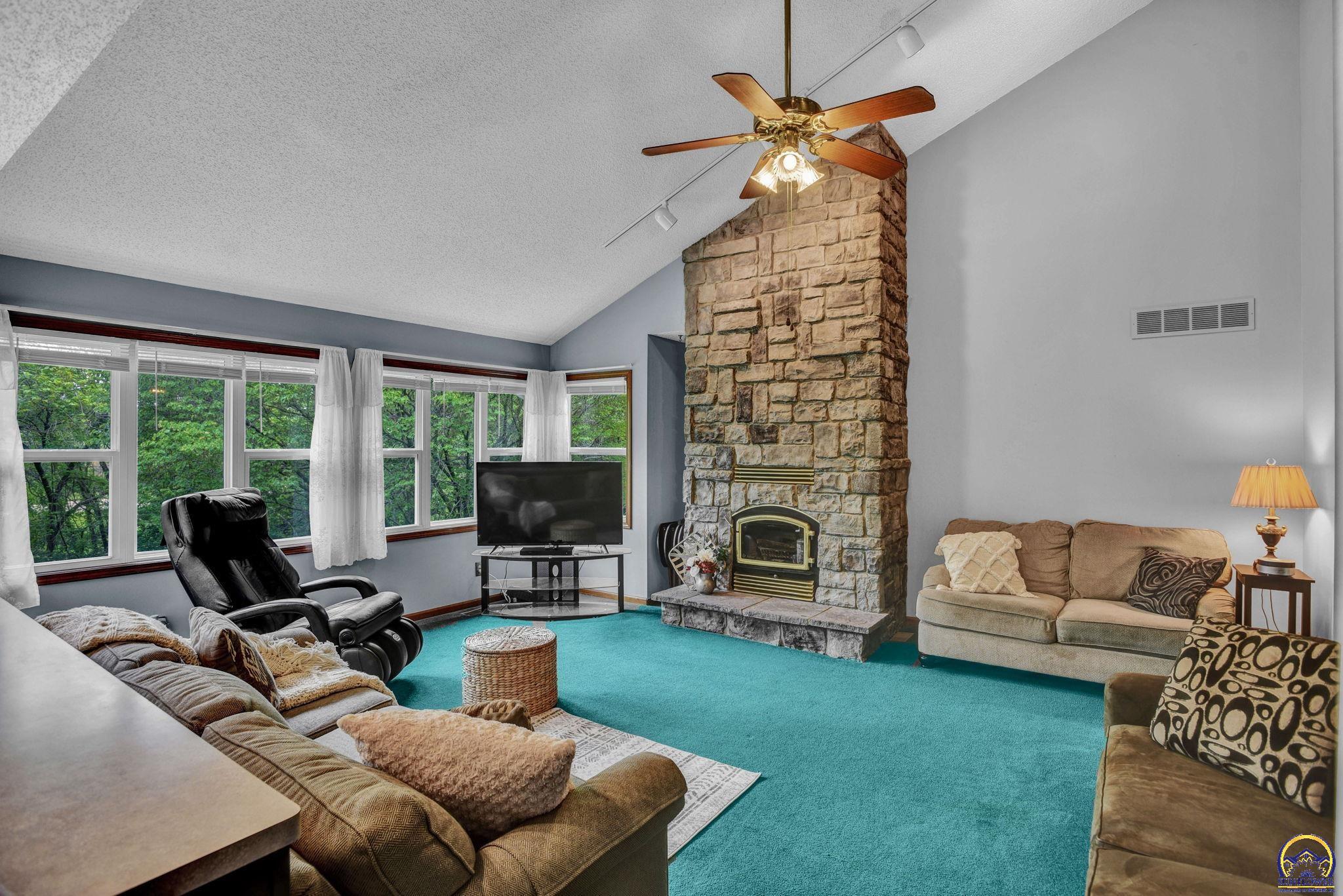 6399 Rock Creek DR