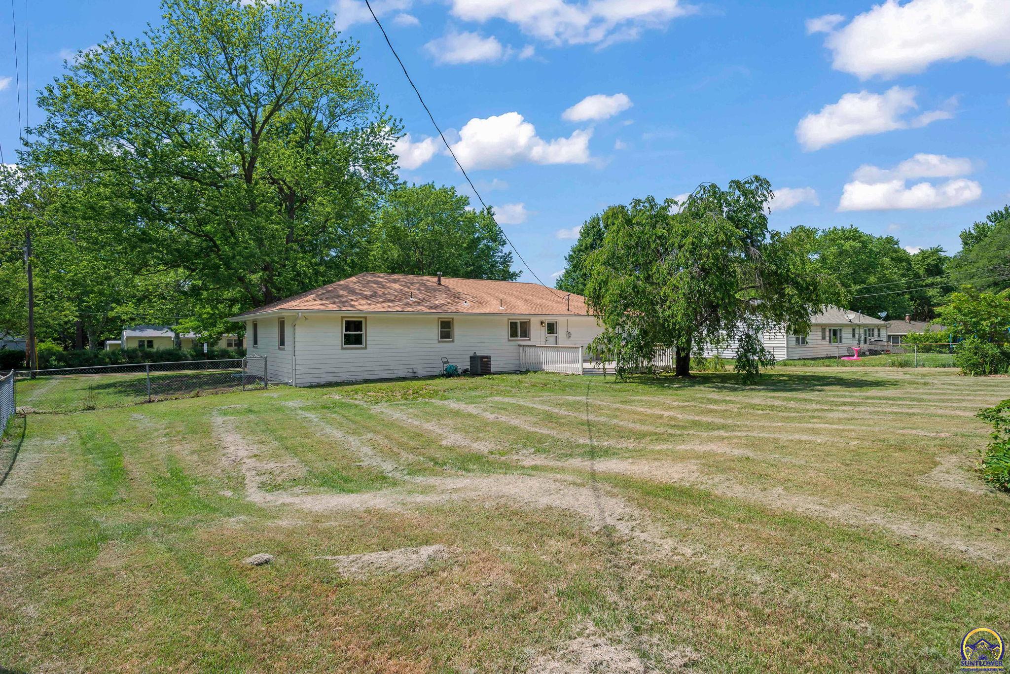 3920 NW Rochester RD