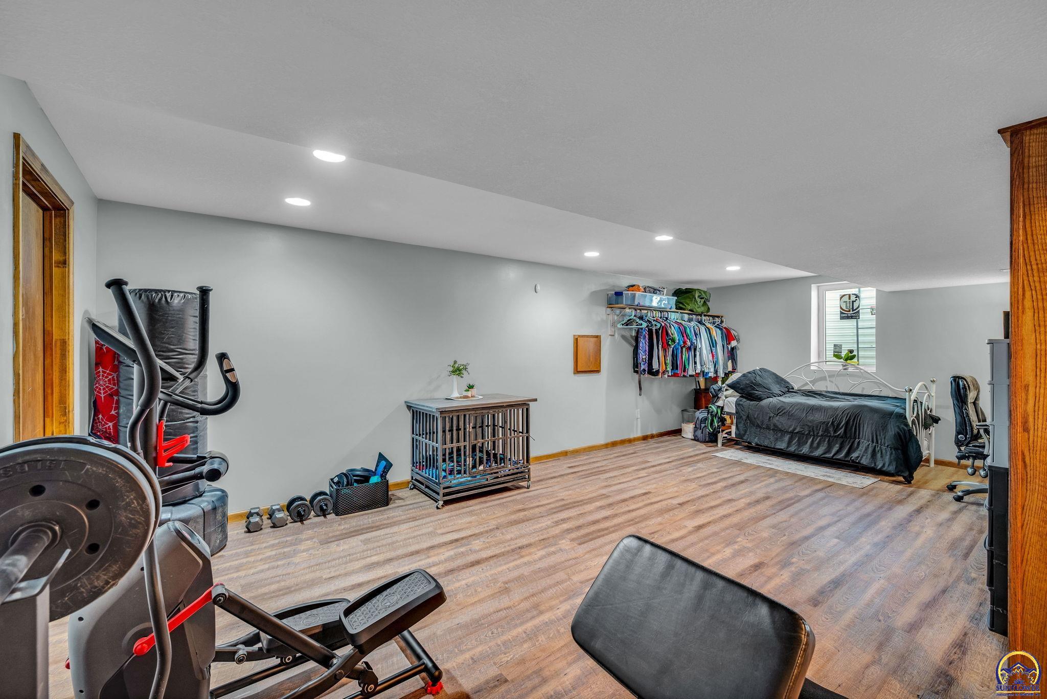 4037 NW Fielding TER