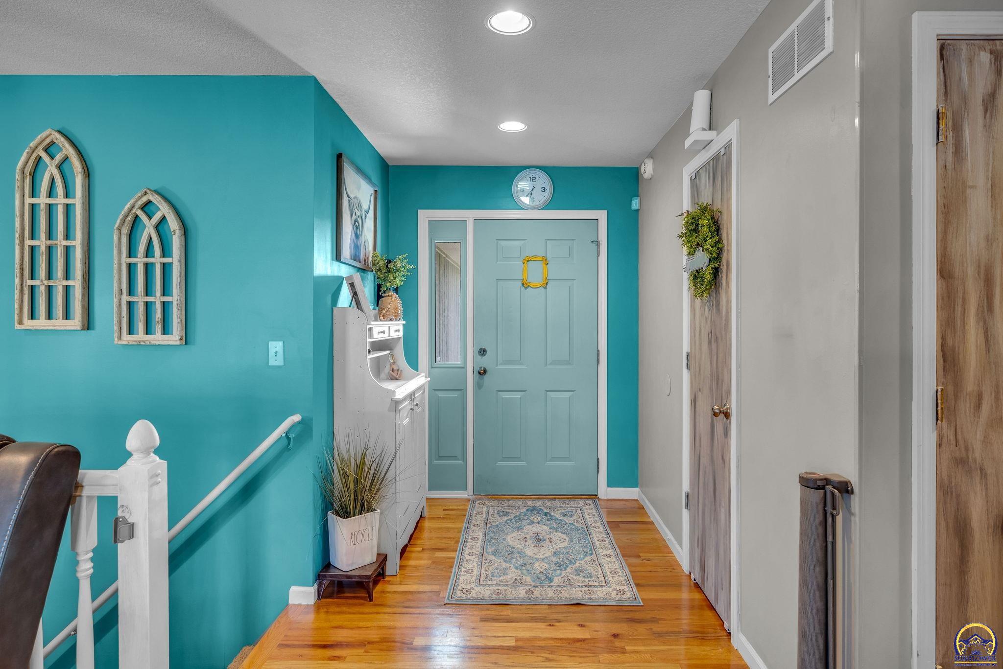 4037 NW Fielding TER