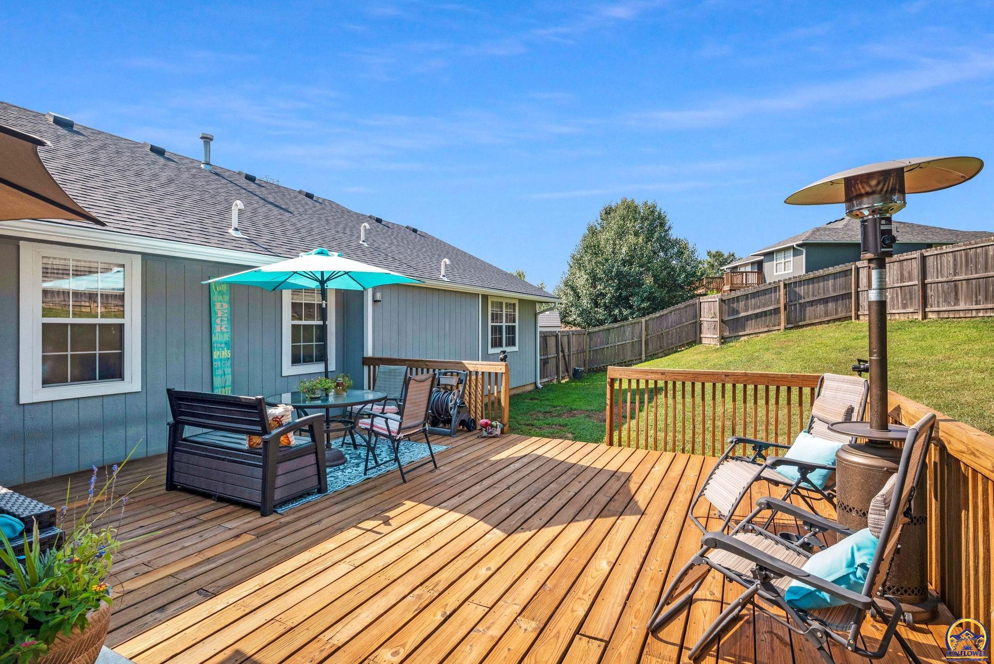 4037 NW Fielding TER