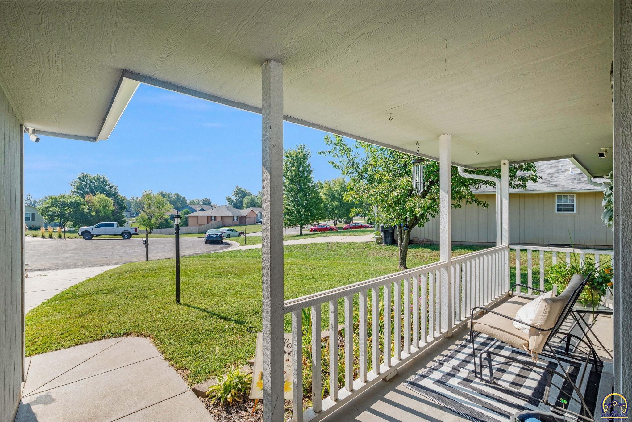 4037 NW Fielding TER