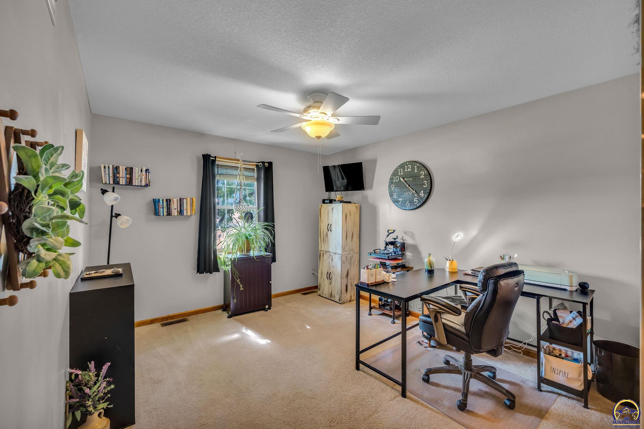 4037 NW Fielding TER