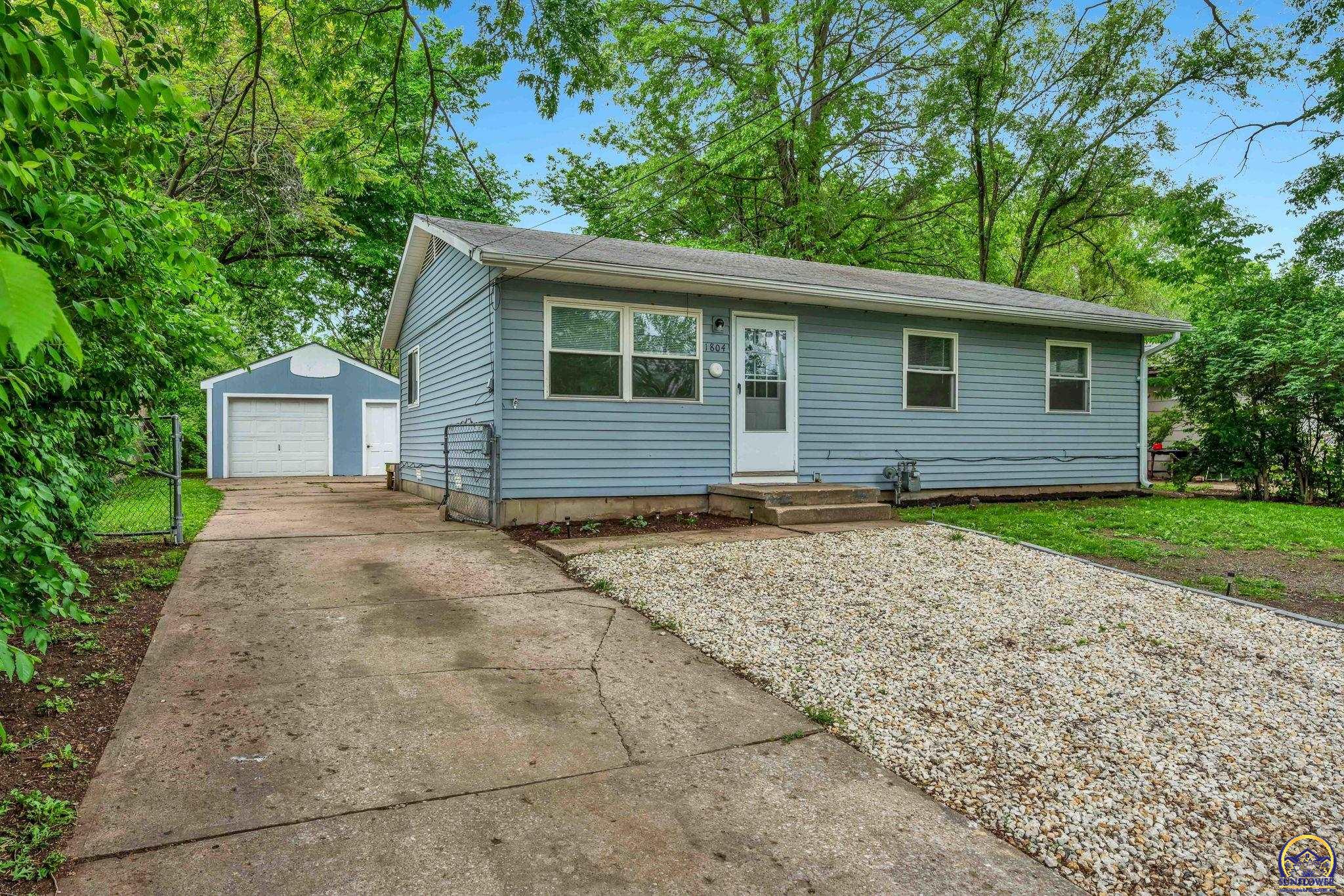 1804 SE Chandler ST