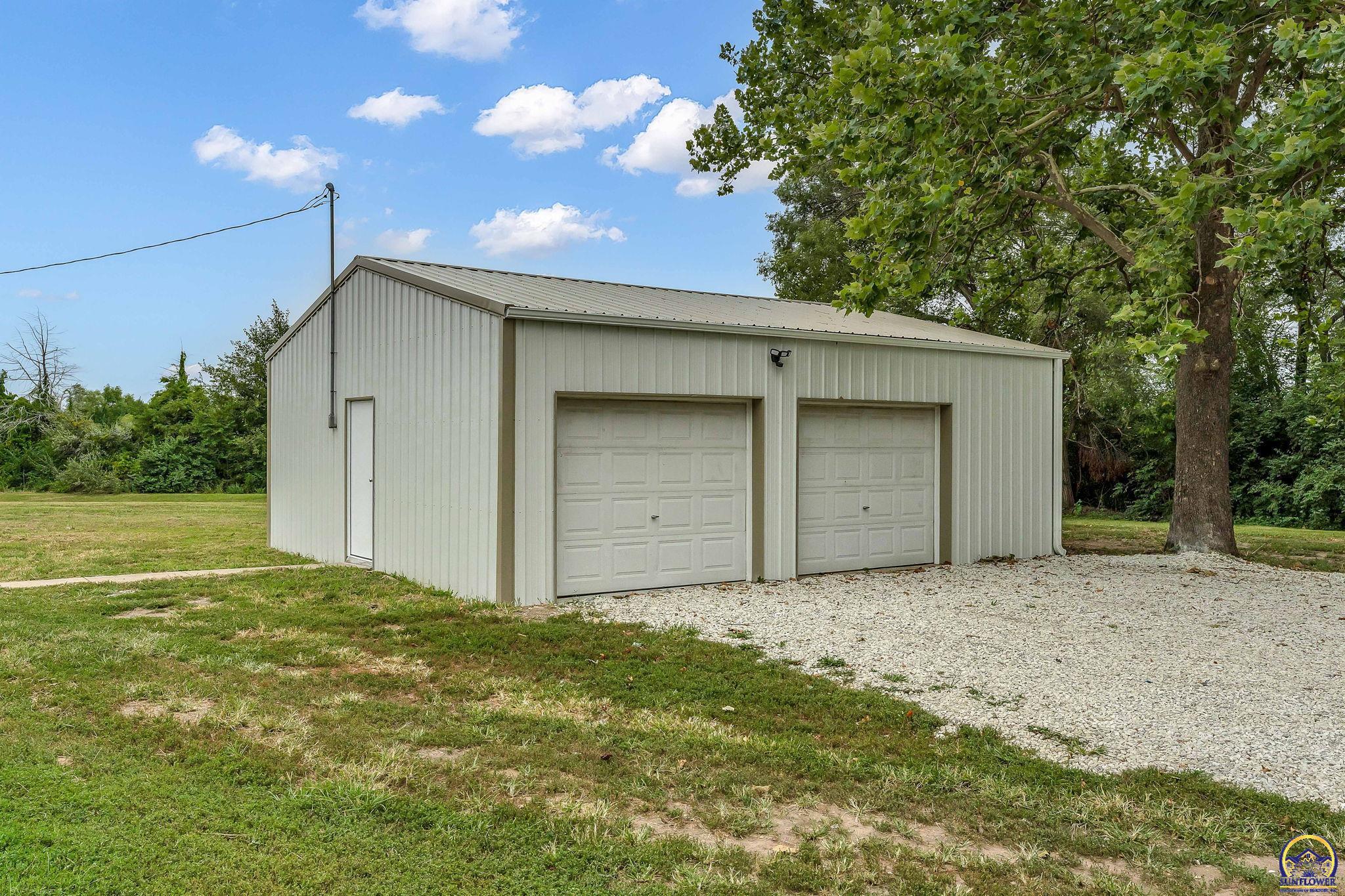 5604 Clark RD