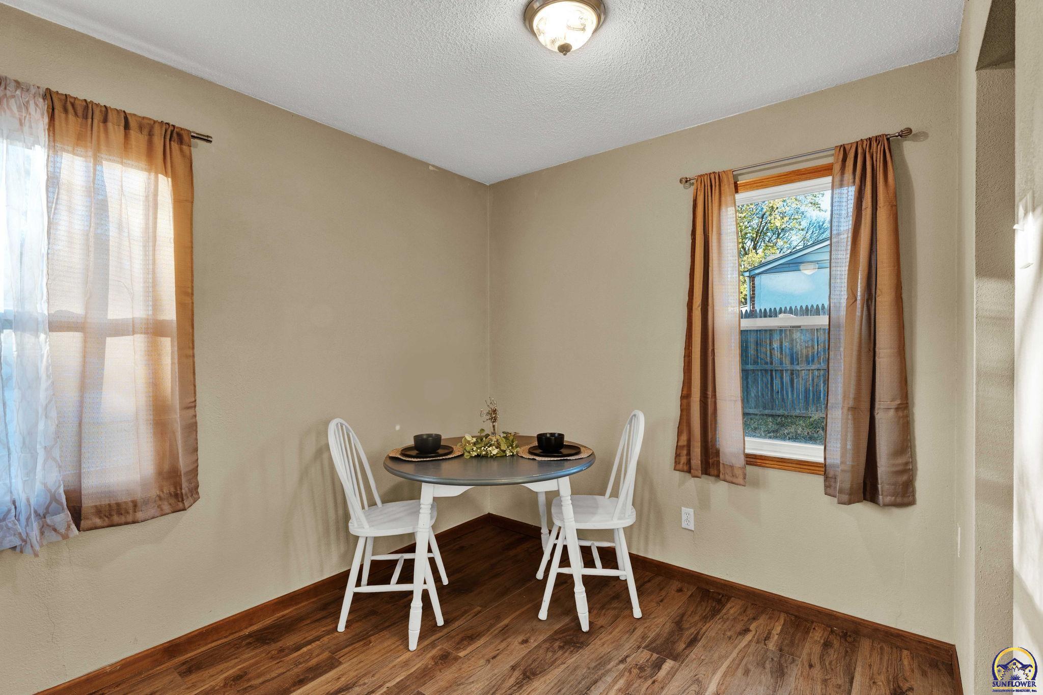 2120 SW Morningside RD