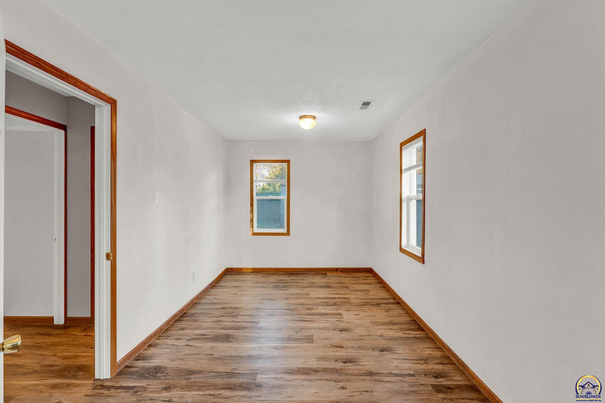 2120 SW Morningside RD