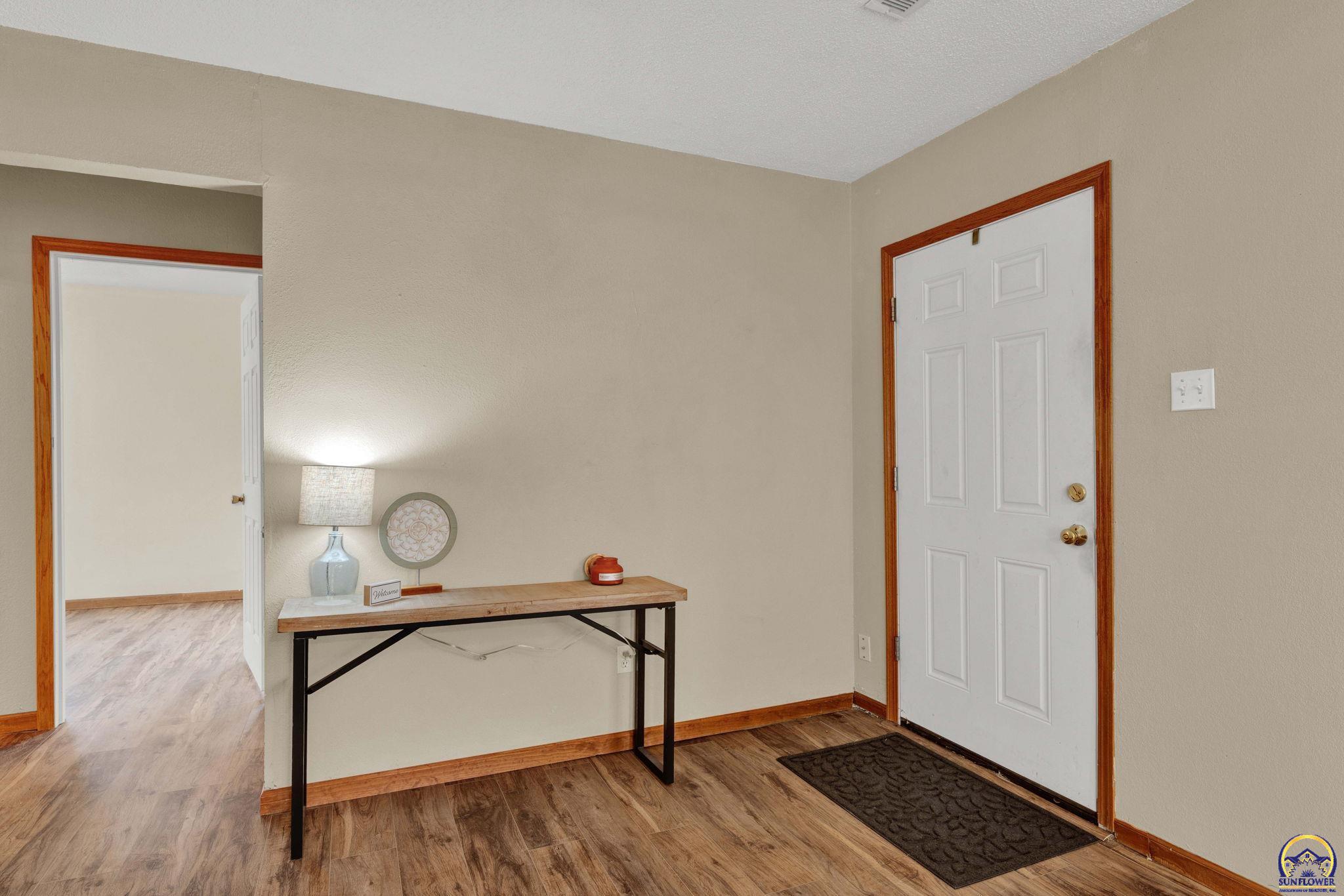 2120 SW Morningside RD