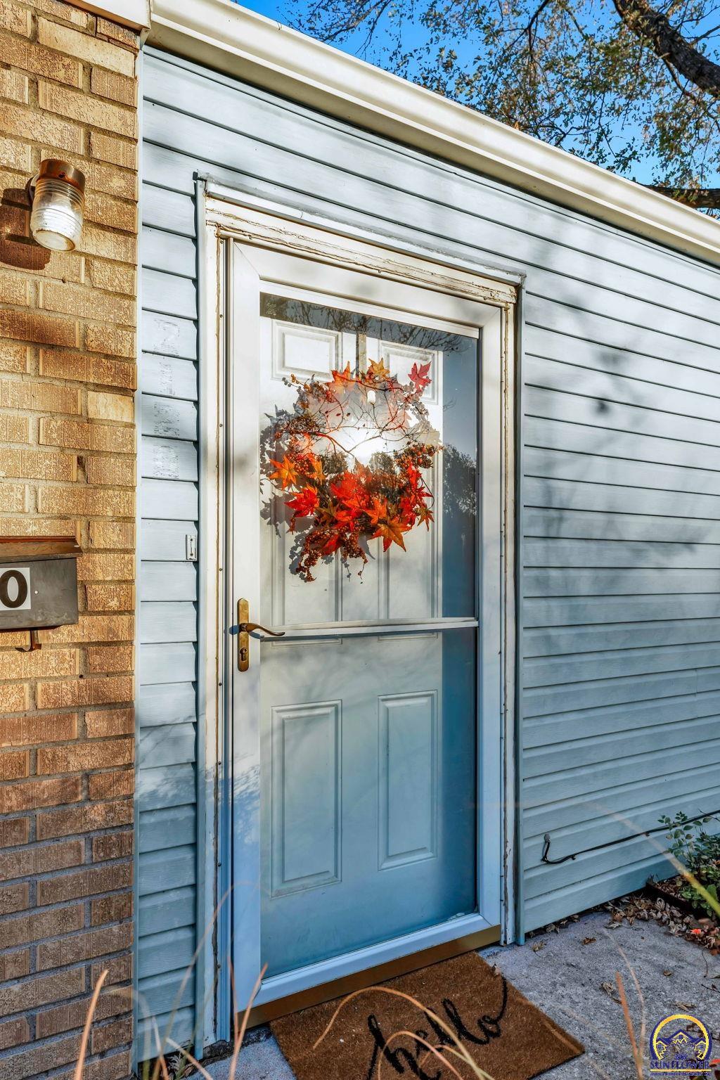 2120 SW Morningside RD