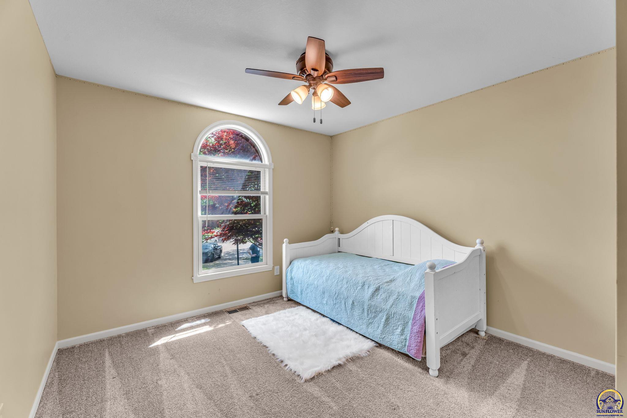 112 Pleasant Hills CT