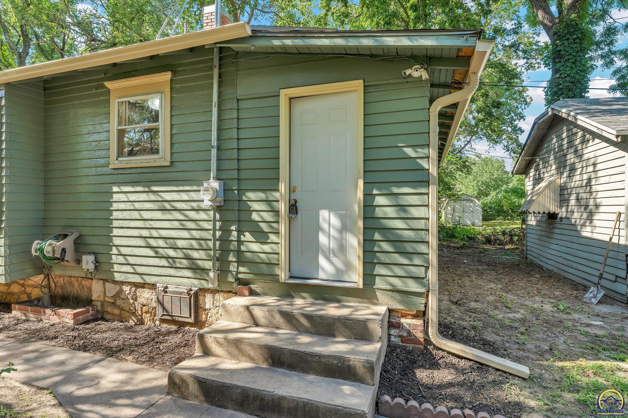 1320 NW Central AVE