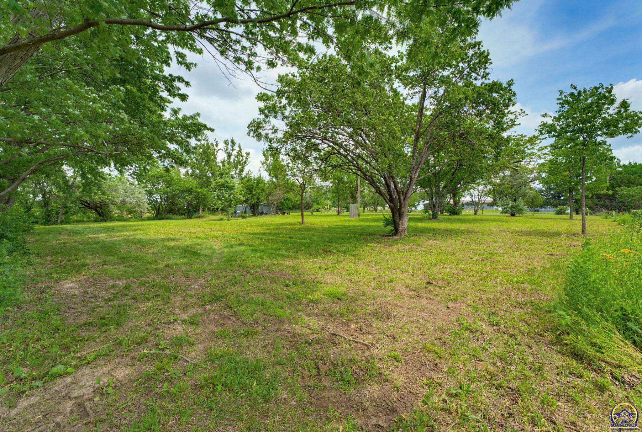 5631 Clark RD