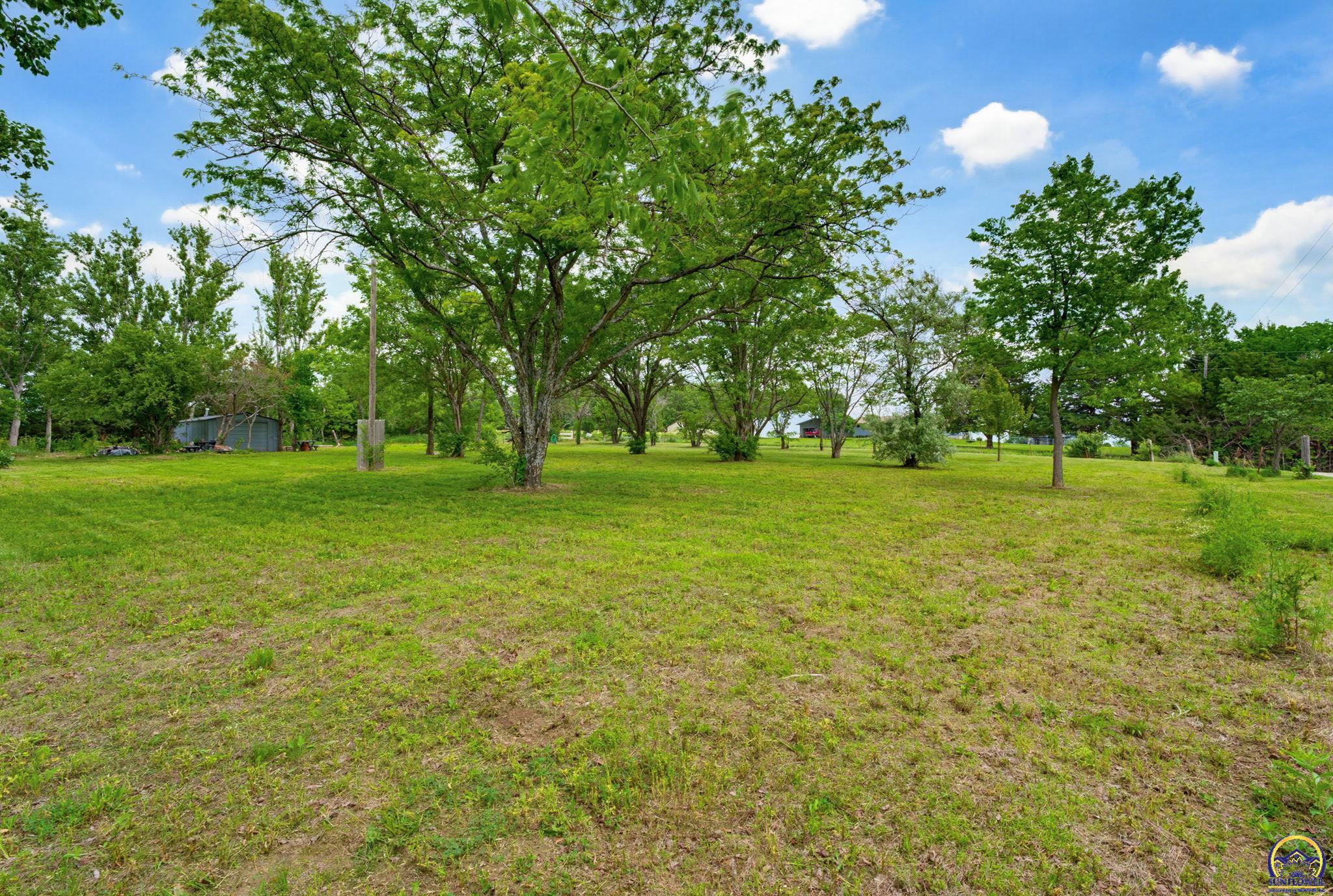 5631 Clark RD