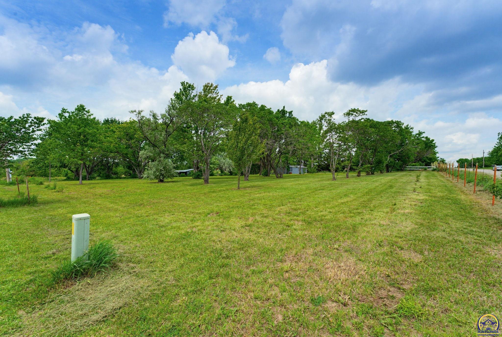 5631 Clark RD