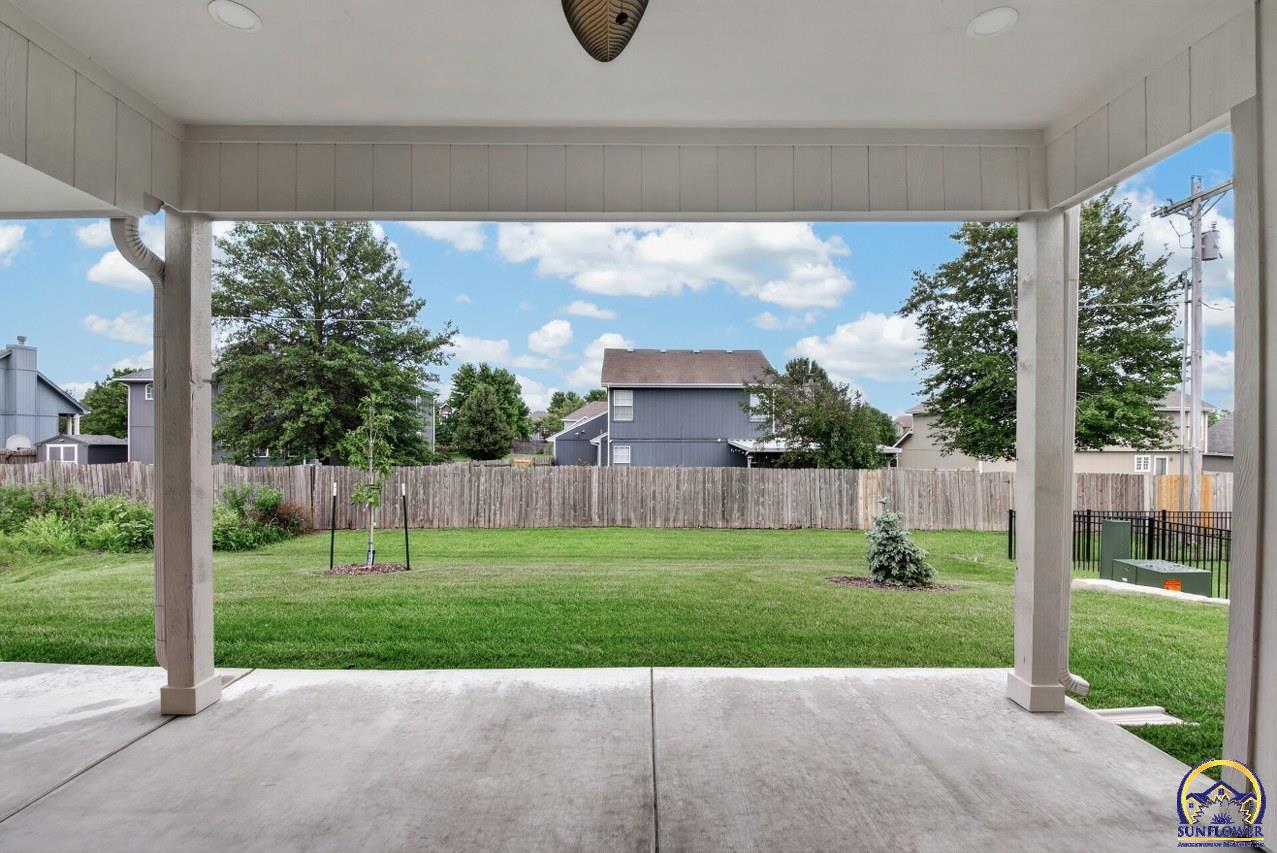 2636 SW Sherwood Park DR