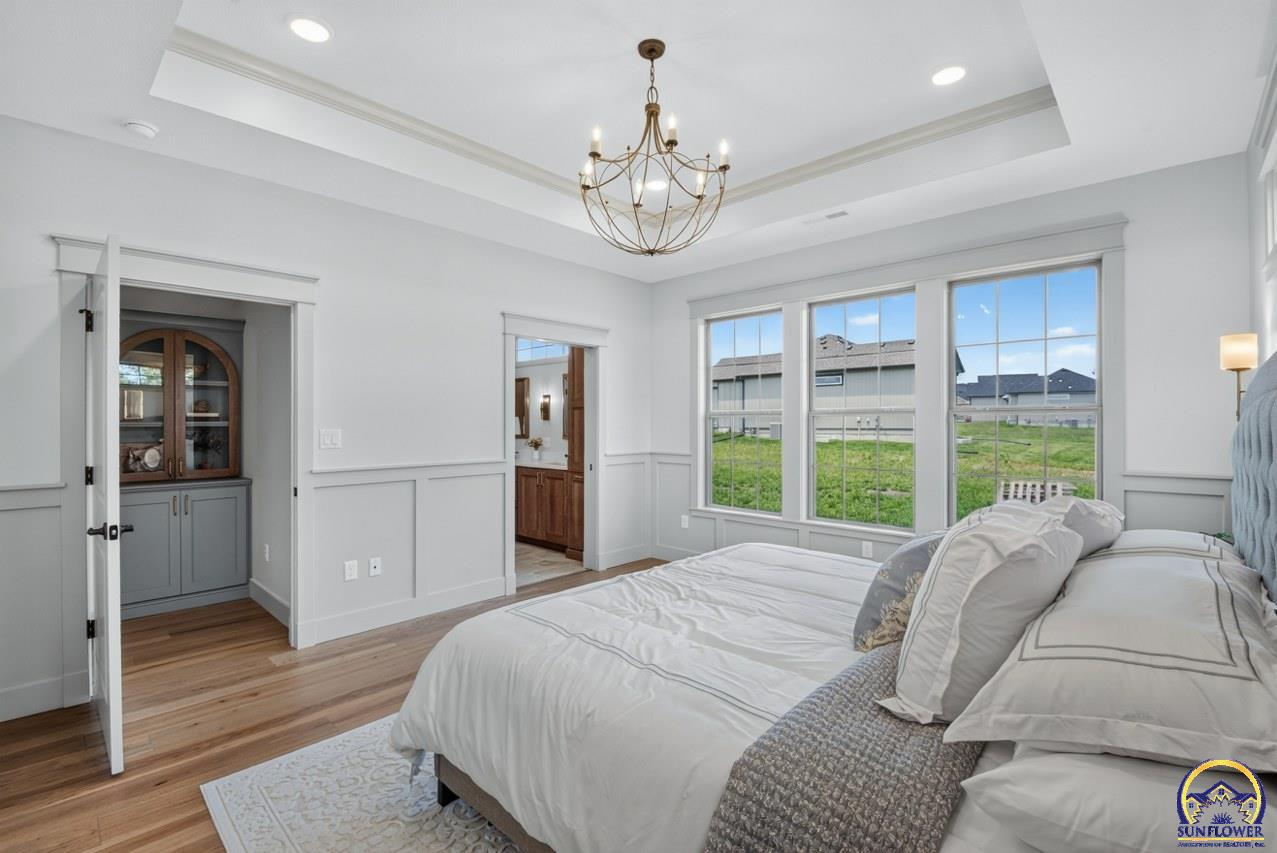 2636 SW Sherwood Park DR