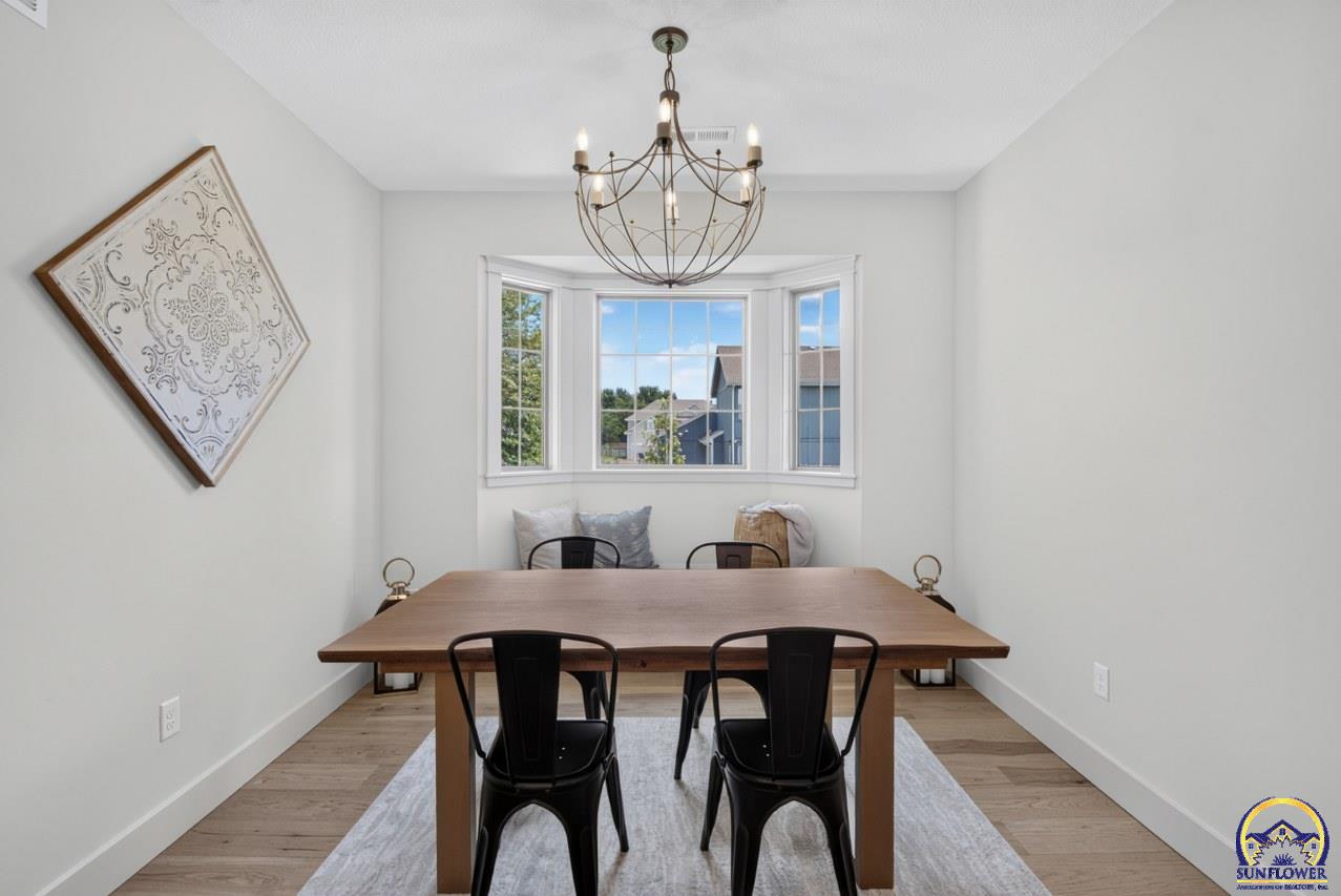 2636 SW Sherwood Park DR
