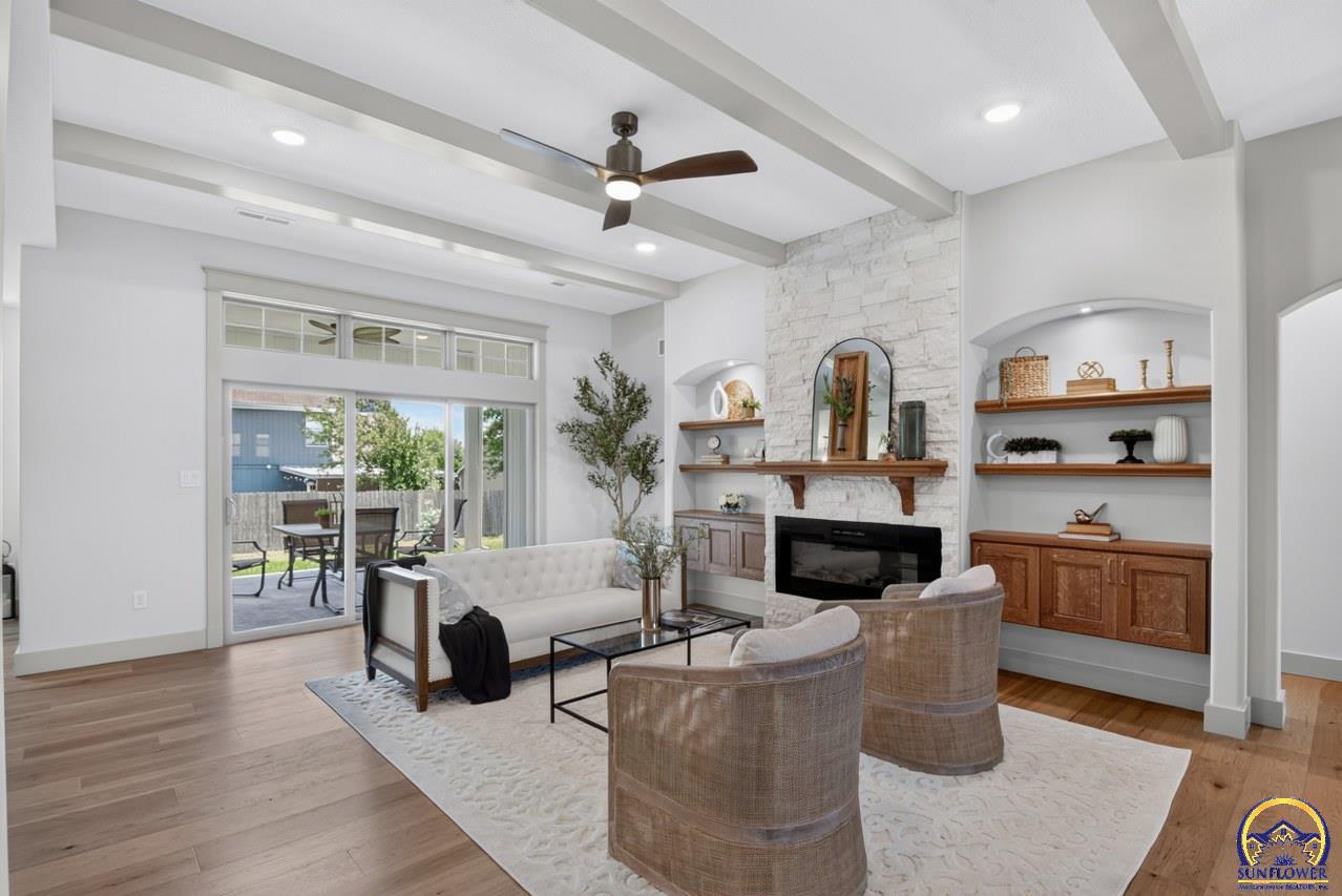 2636 SW Sherwood Park DR