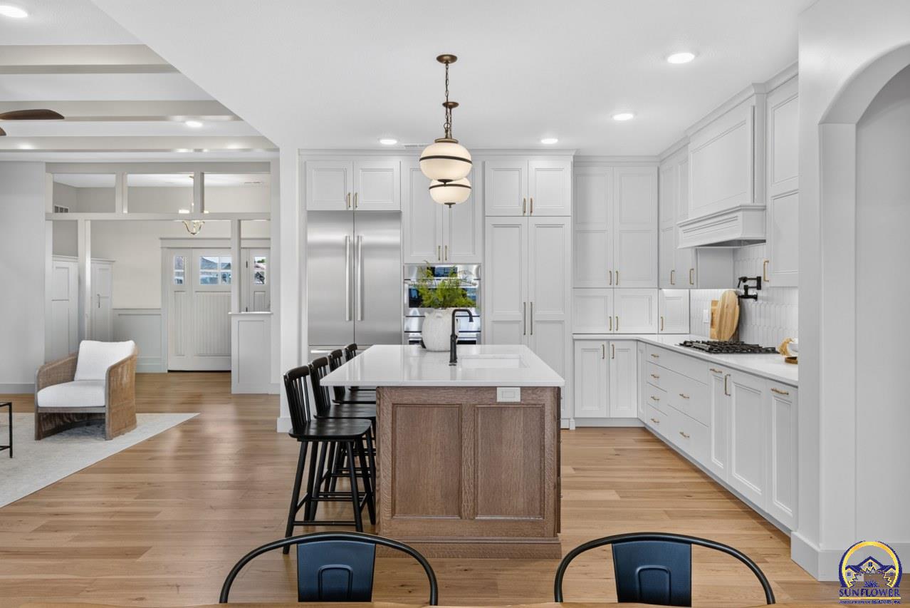 2636 SW Sherwood Park DR