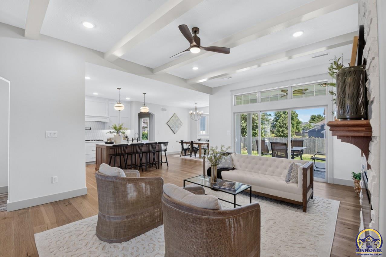 2636 SW Sherwood Park DR