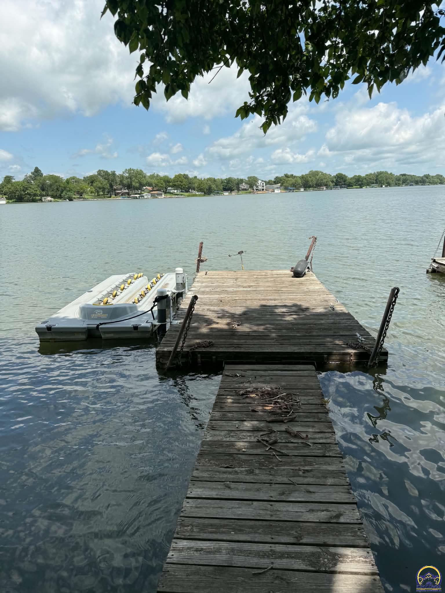 212 S Shore Dr