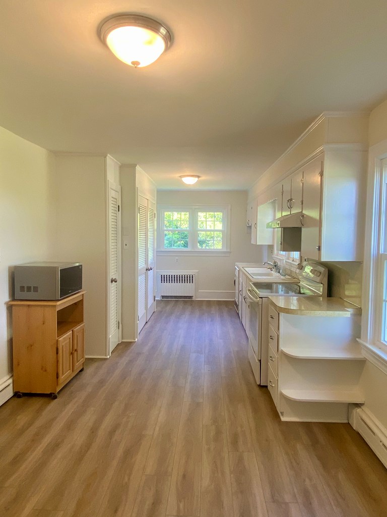 1086 Kinsale Road